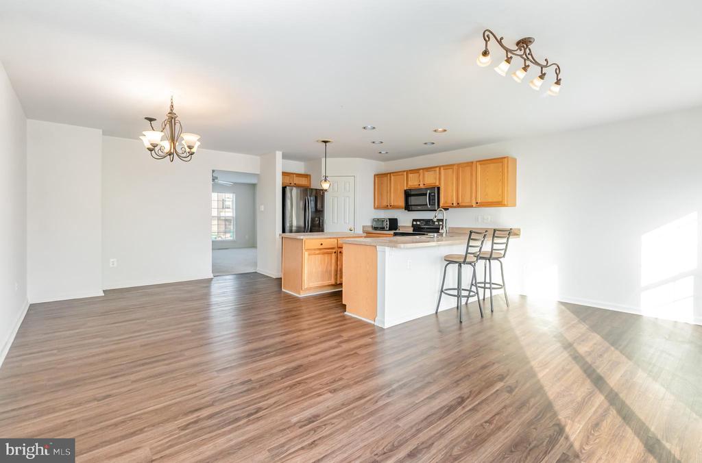 7548 STEPHEN DRIVE