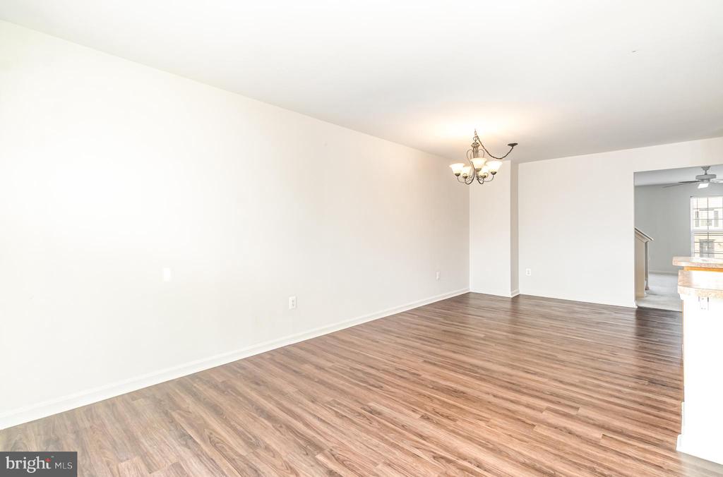 7548 STEPHEN DRIVE