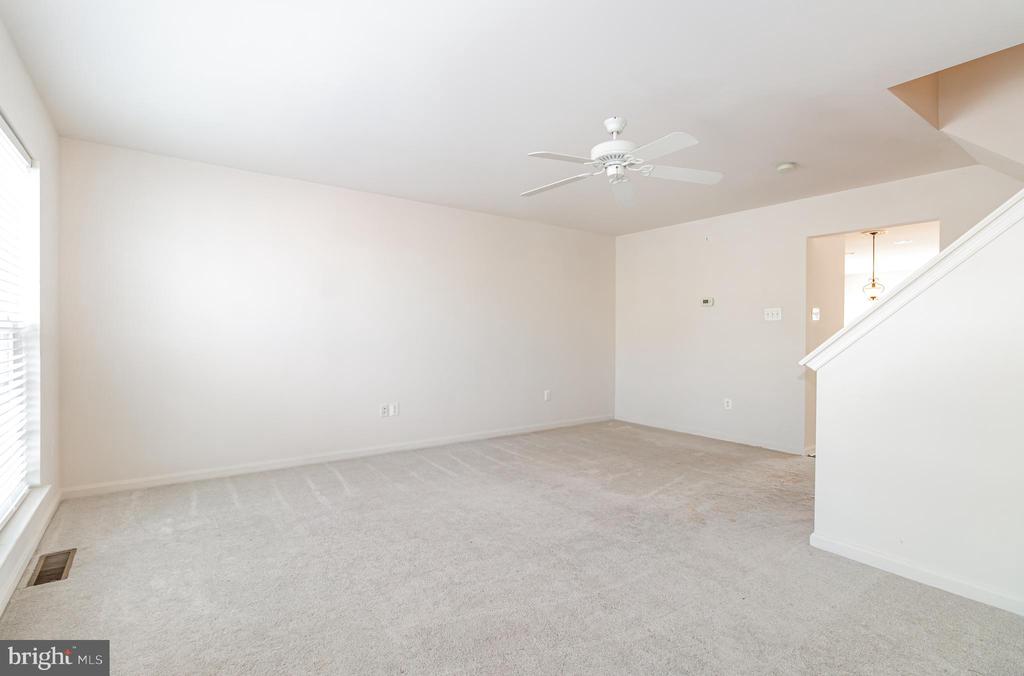 7548 STEPHEN DRIVE
