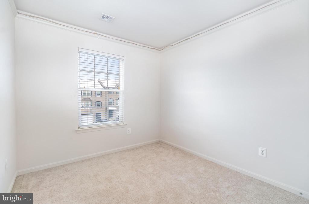 7548 STEPHEN DRIVE