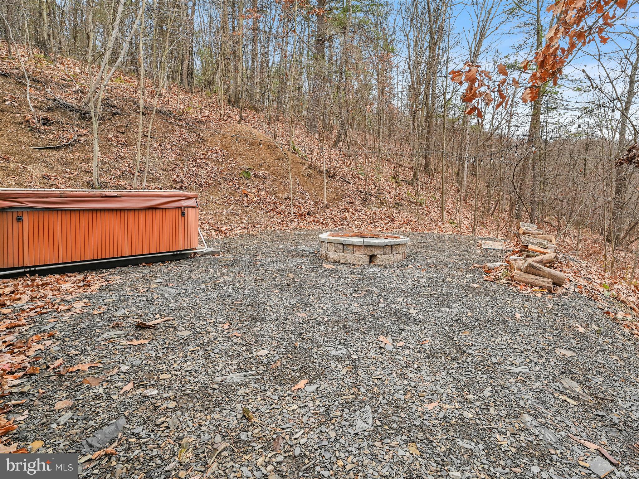 1271 SHEEPSKIN HOLLOW ROAD