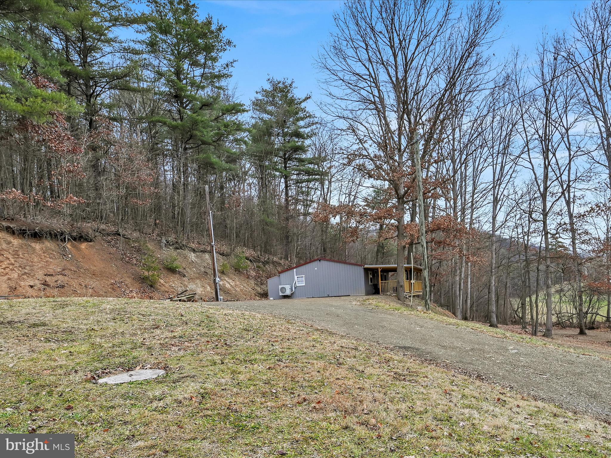 1271 SHEEPSKIN HOLLOW ROAD