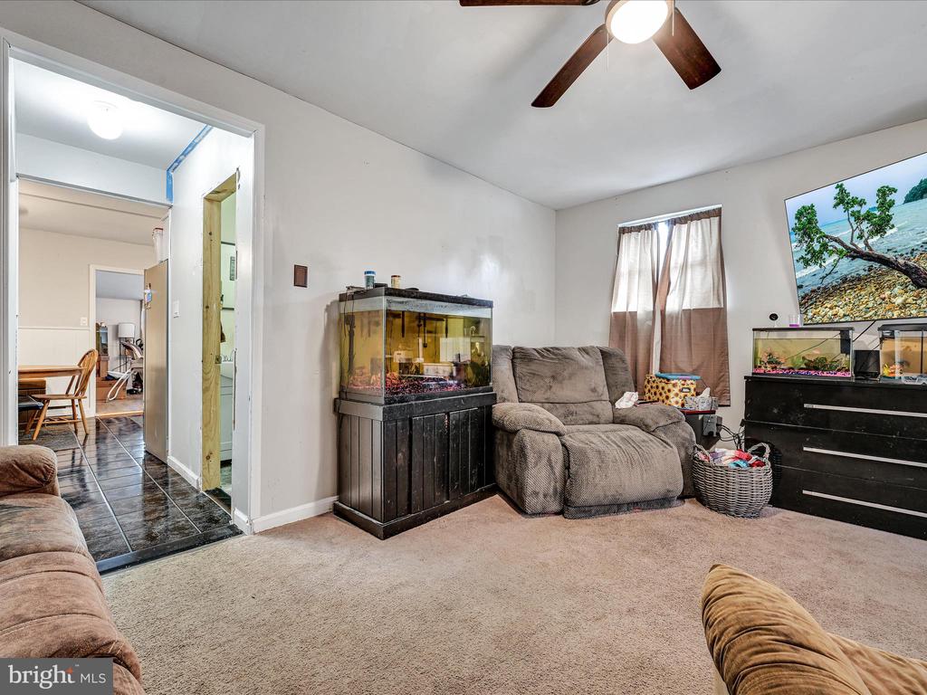 539 CREEKSIDE LANE