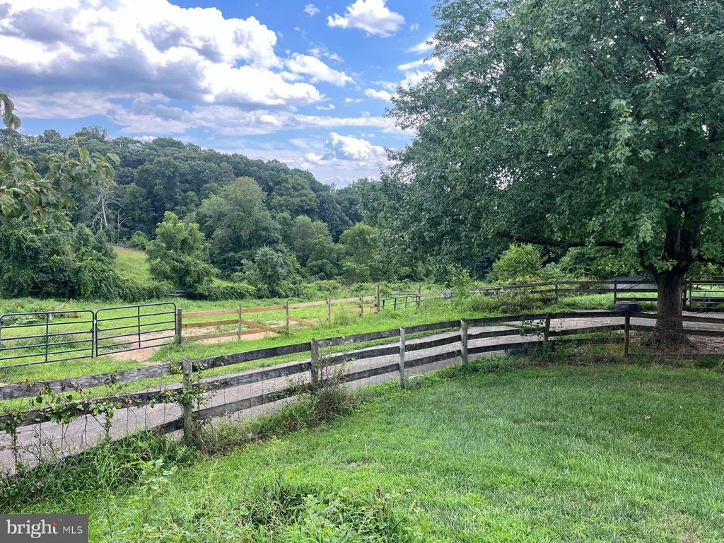453 KIRKS MILL ROAD