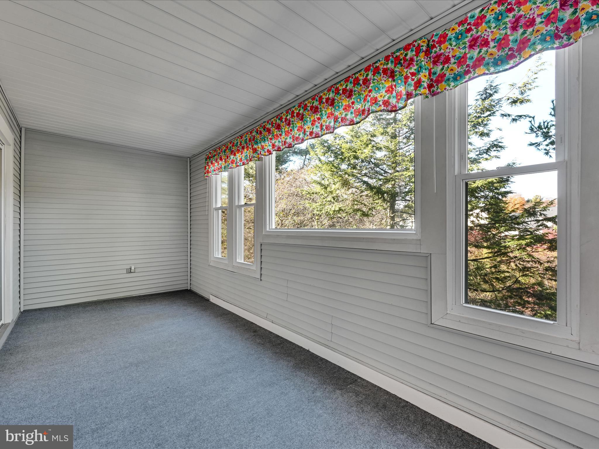 205 COUNTRY PLACE DRIVE