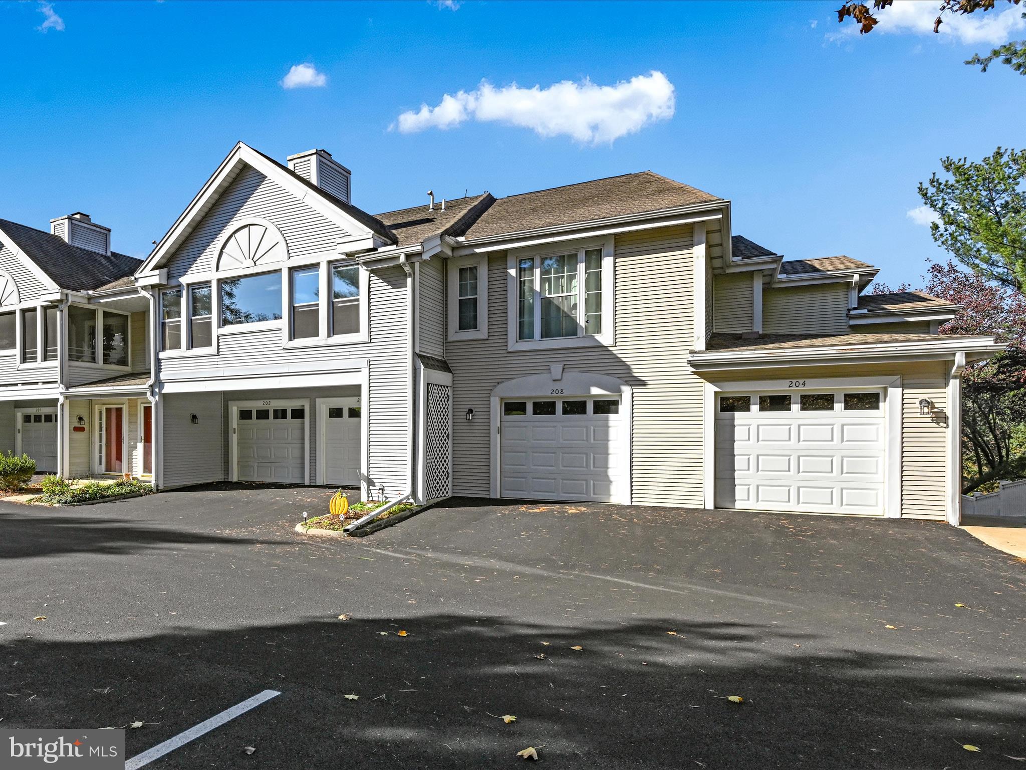 205 COUNTRY PLACE DRIVE