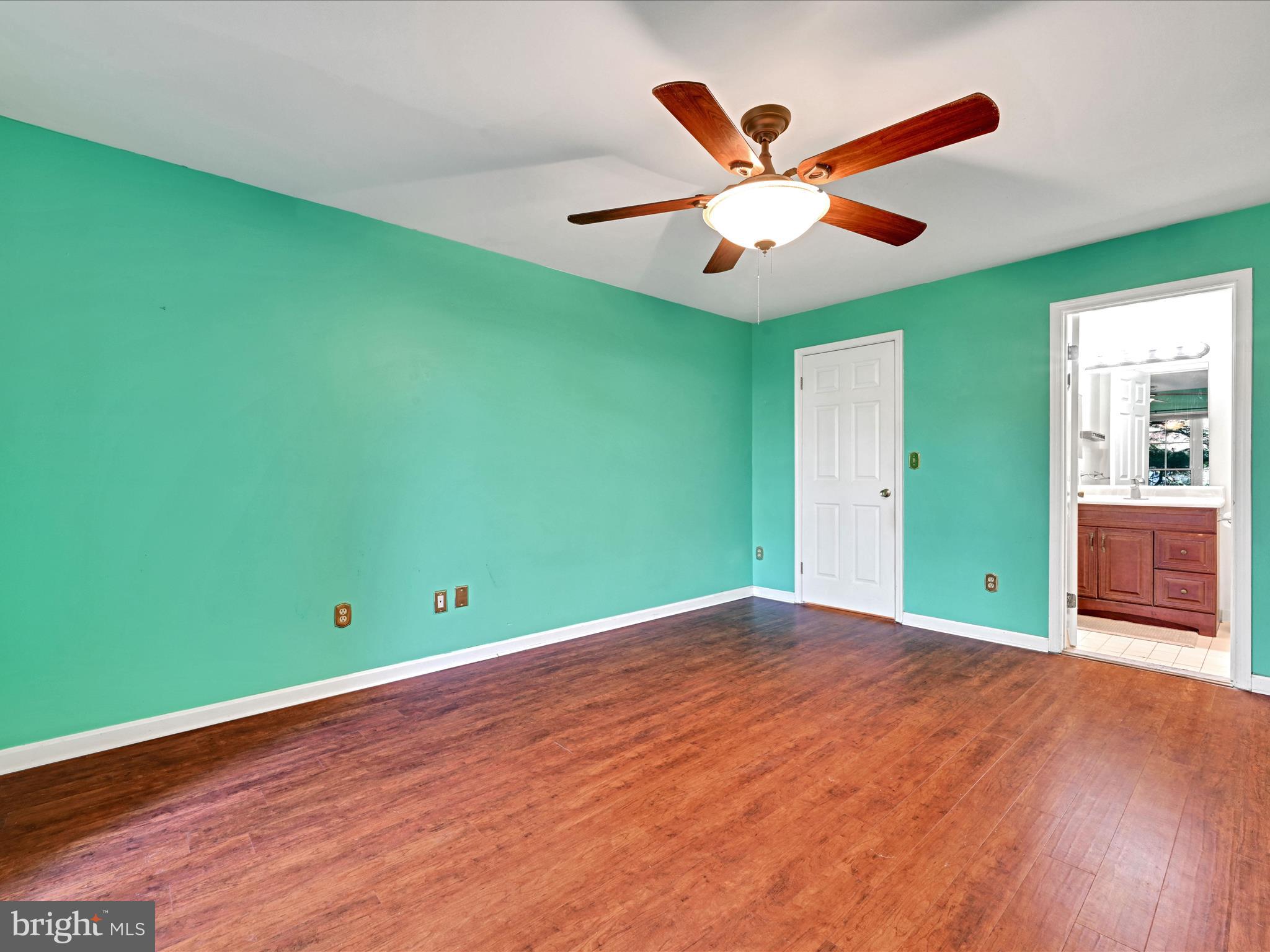 205 COUNTRY PLACE DRIVE