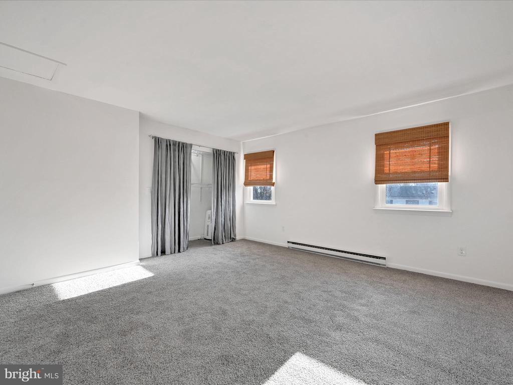 659 N LIME STREET