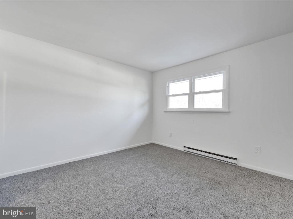 659 N LIME STREET