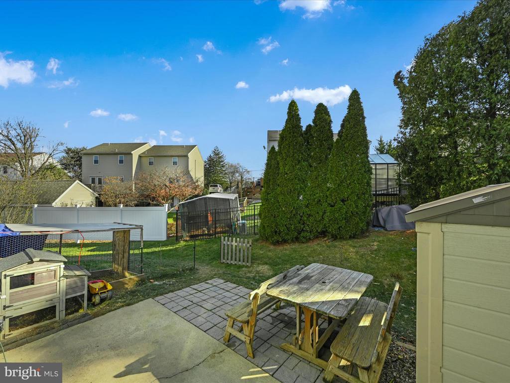 279 MANHEIM STREET
