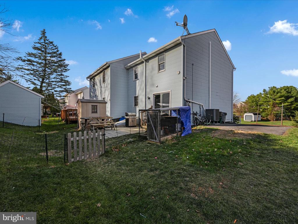 279 MANHEIM STREET