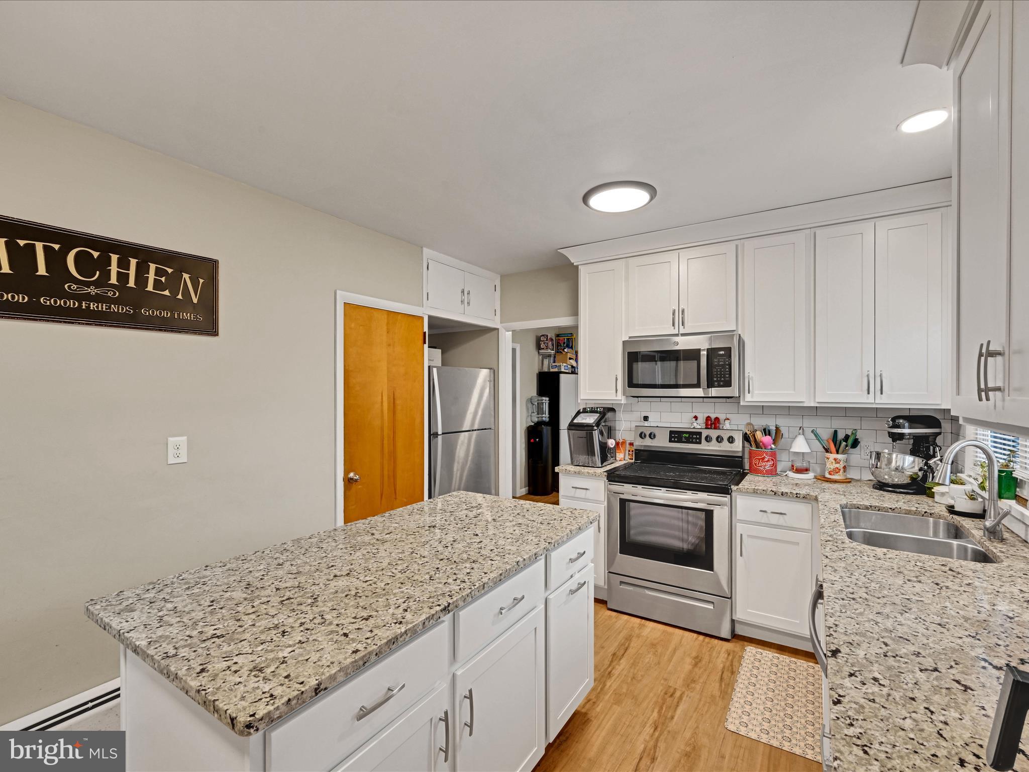 316 S RAILROAD AVENUE