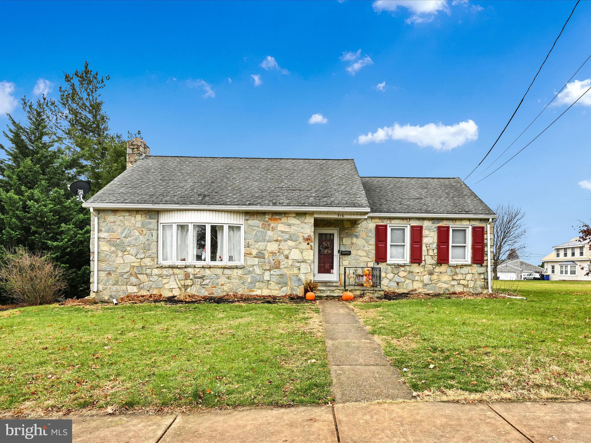 316 S RAILROAD AVENUE