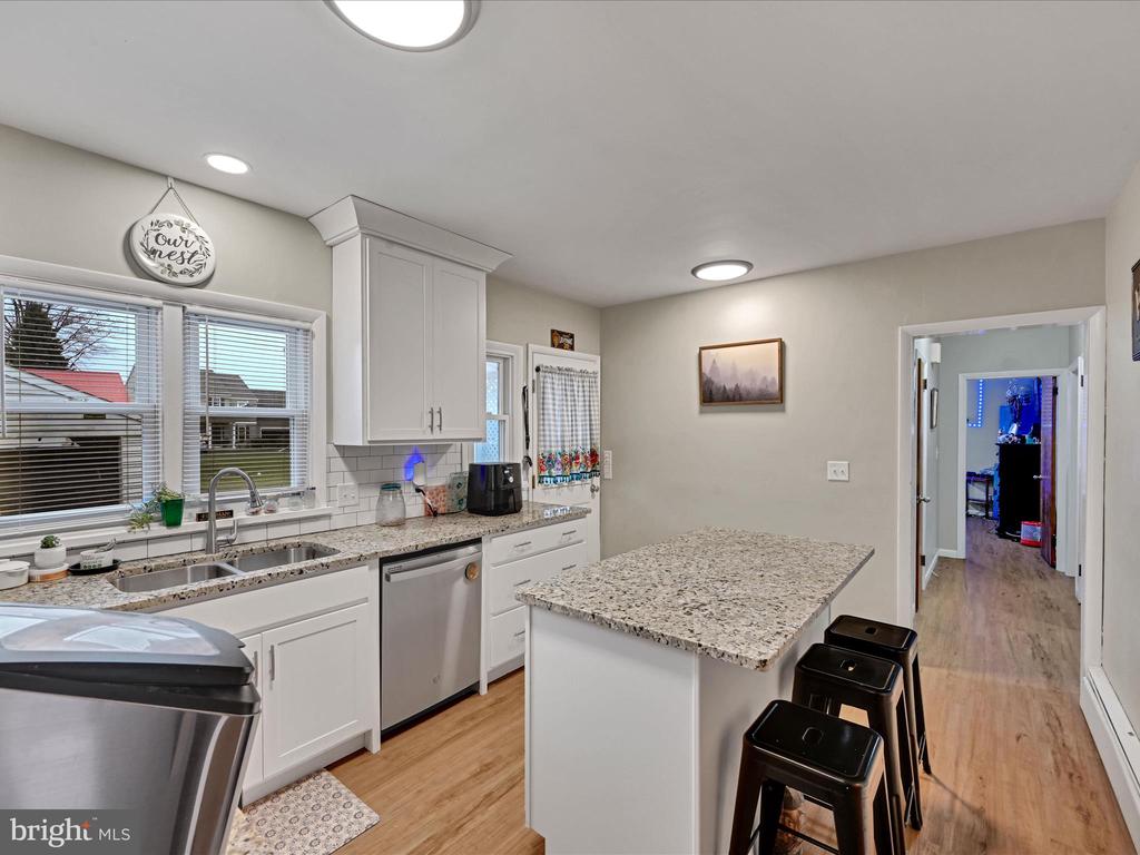 316 S RAILROAD AVENUE
