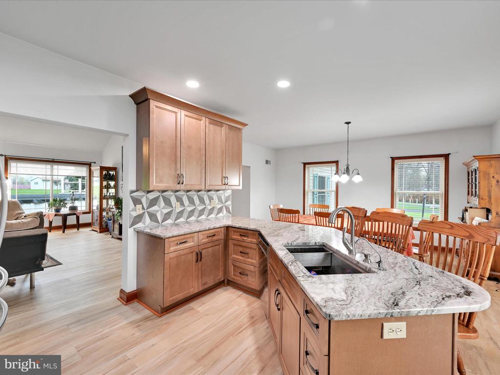 1802 MANSION LANE