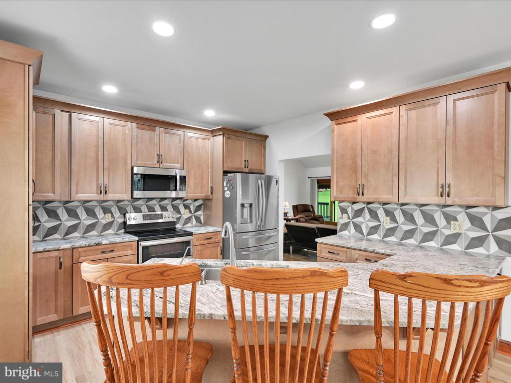 1802 MANSION LANE