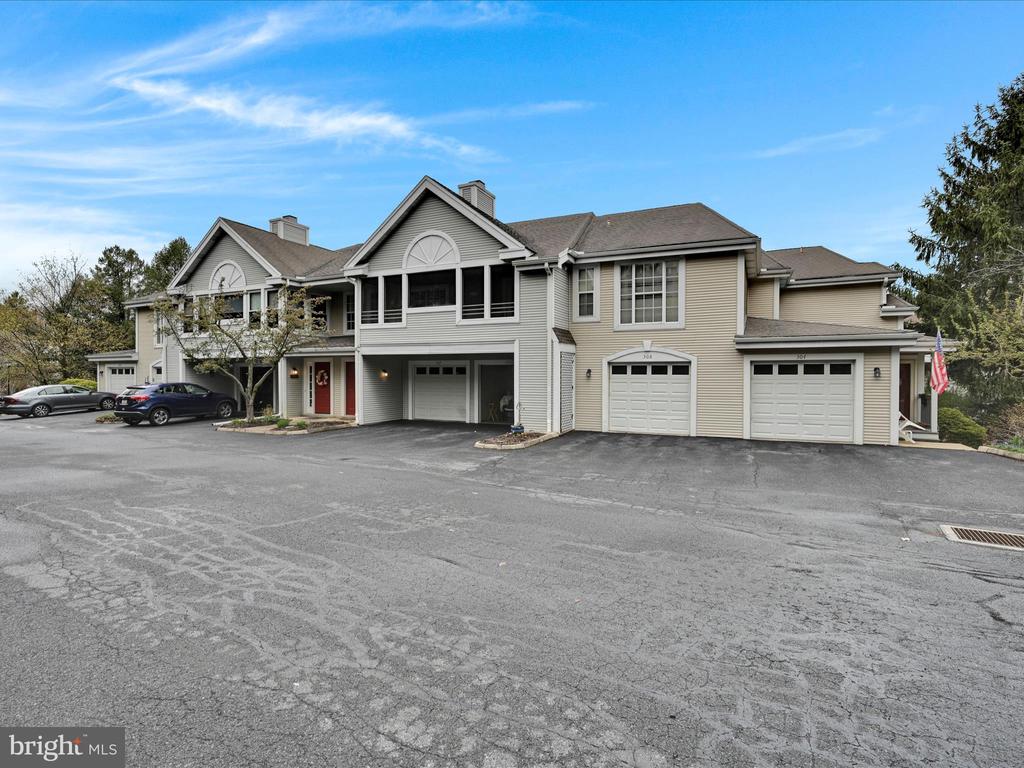 301 COUNTRY PLACE DRIVE