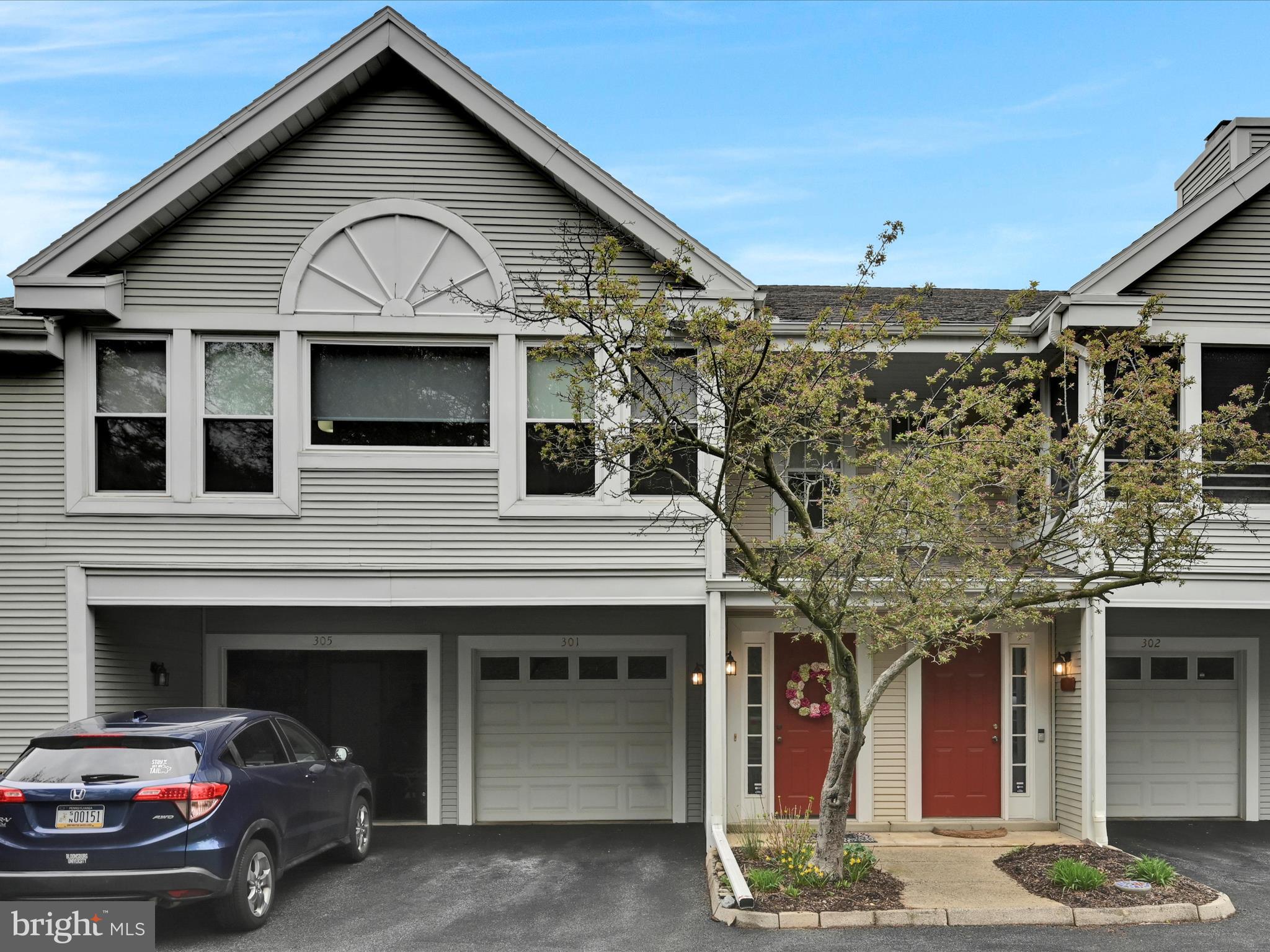 301 COUNTRY PLACE DRIVE