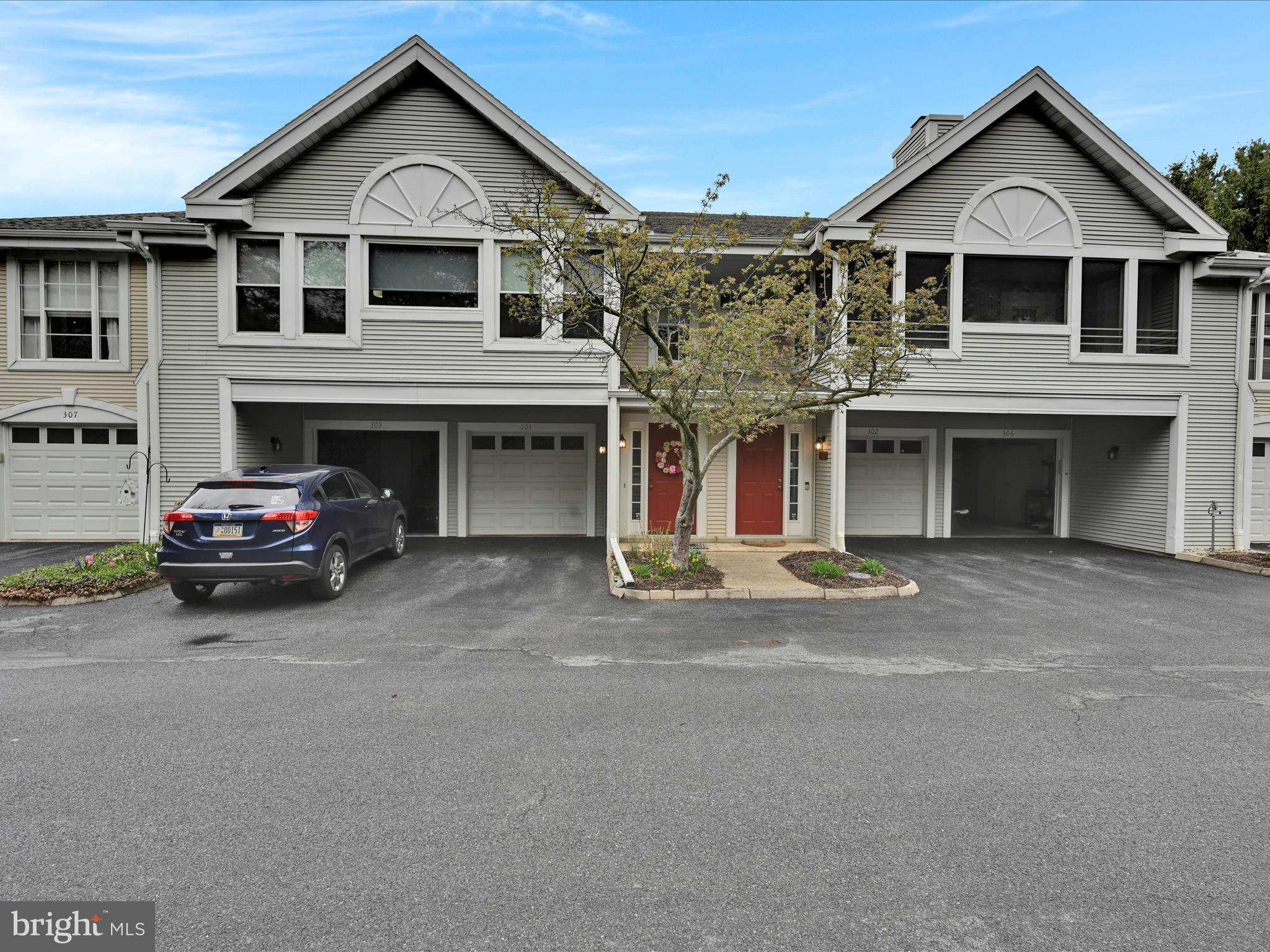 301 COUNTRY PLACE DRIVE