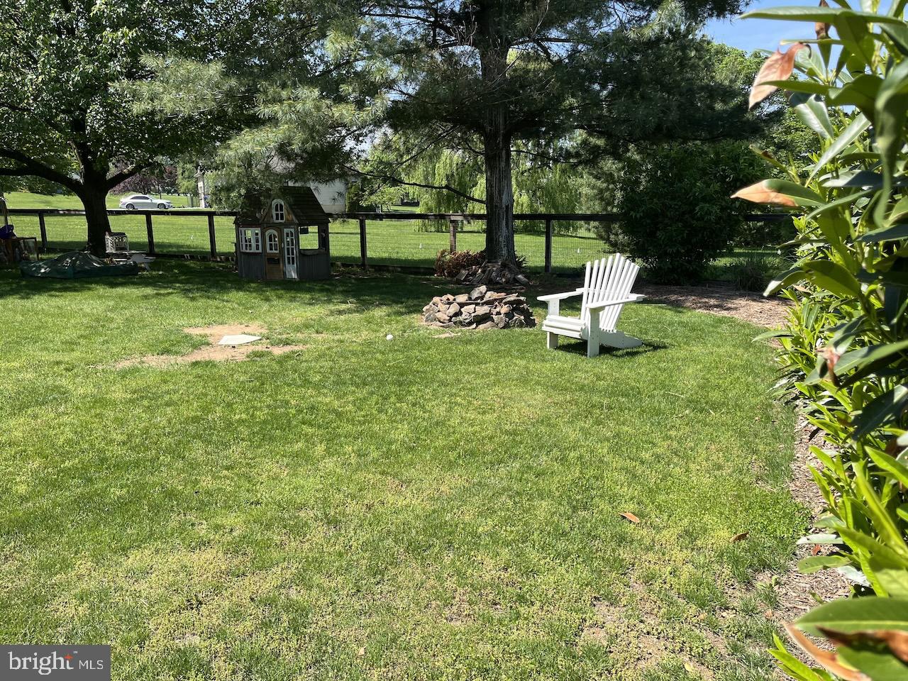 678 N STRICKLER ROAD