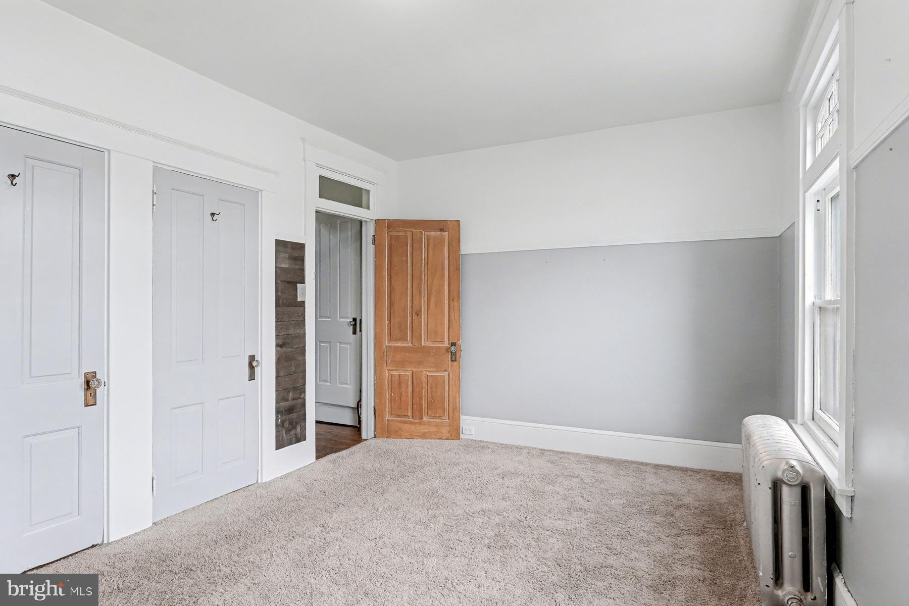 16 W LIBERTY STREET