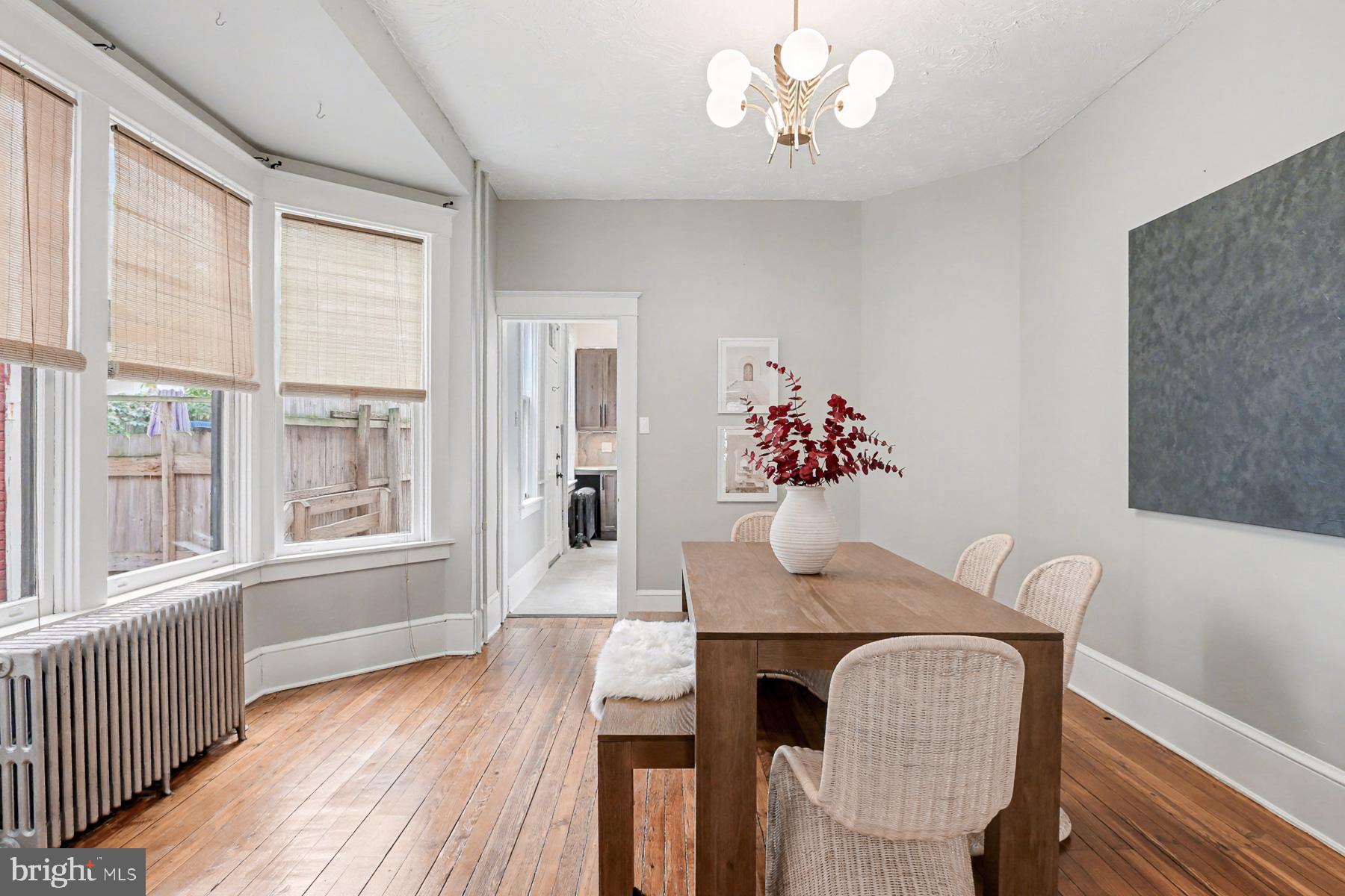 16 W LIBERTY STREET