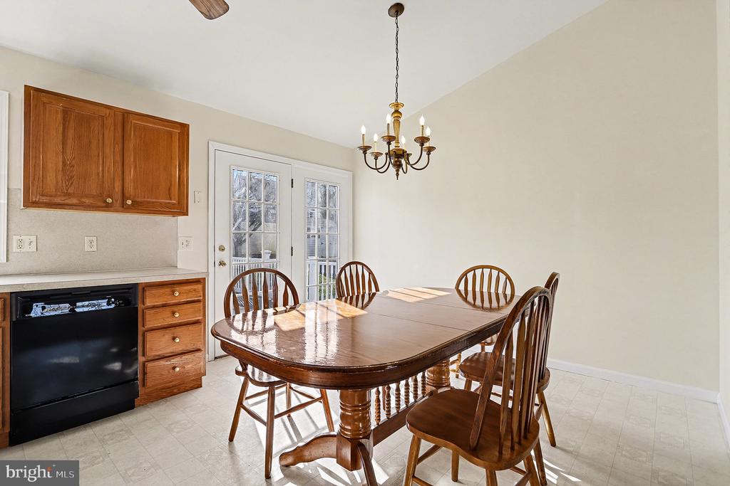 3954 LAUREL RUN