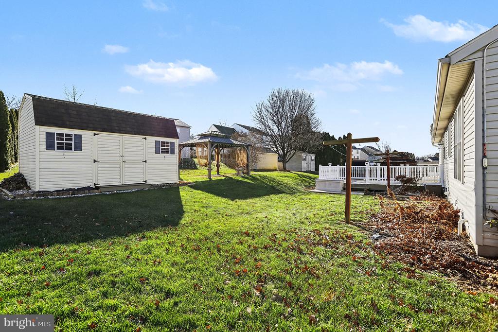 3954 LAUREL RUN