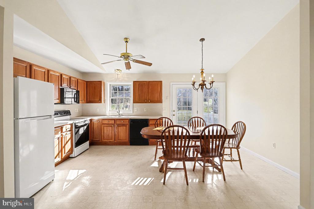 3954 LAUREL RUN
