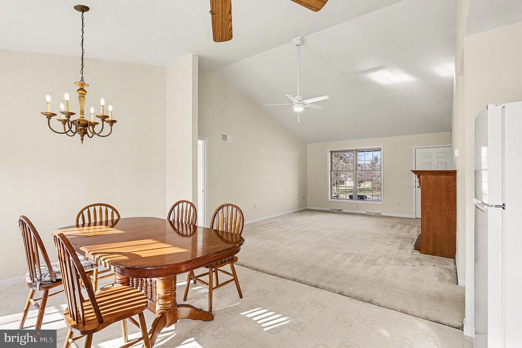 3954 LAUREL RUN