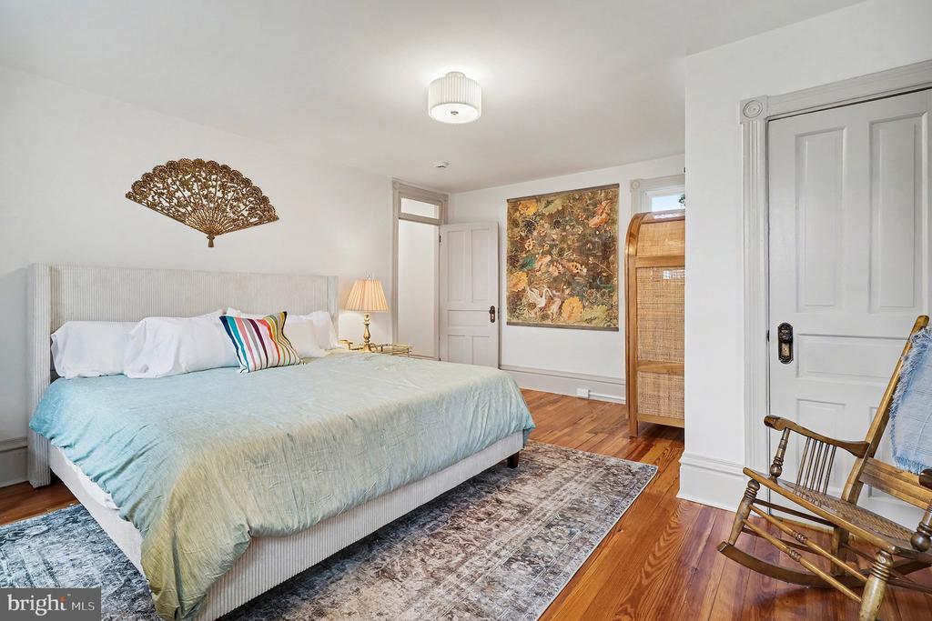24 E ORANGE STREET