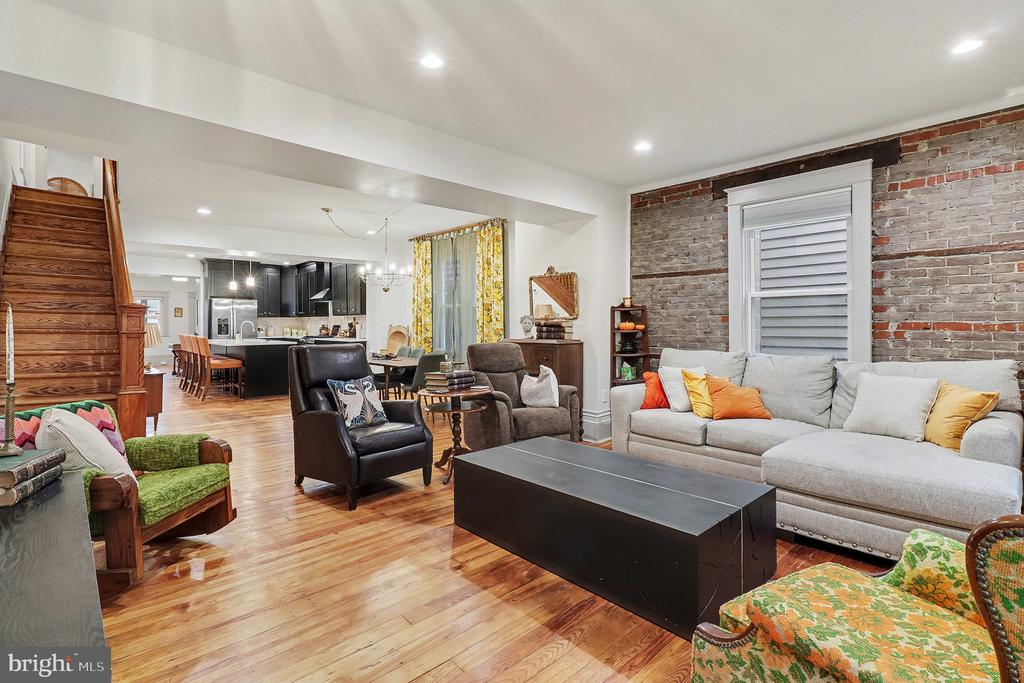 24 E ORANGE STREET