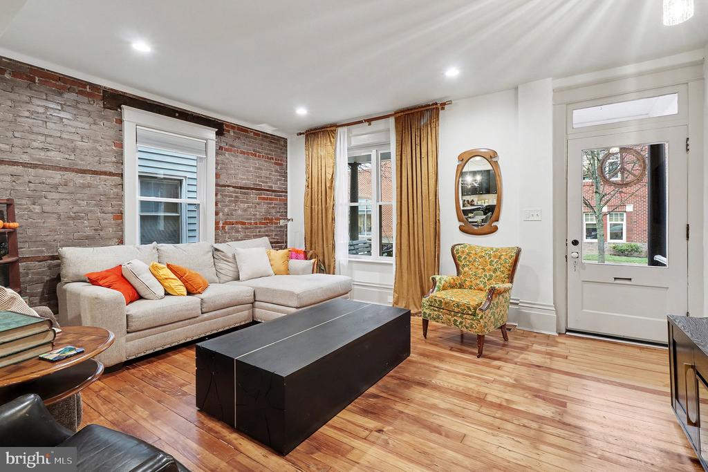 24 E ORANGE STREET