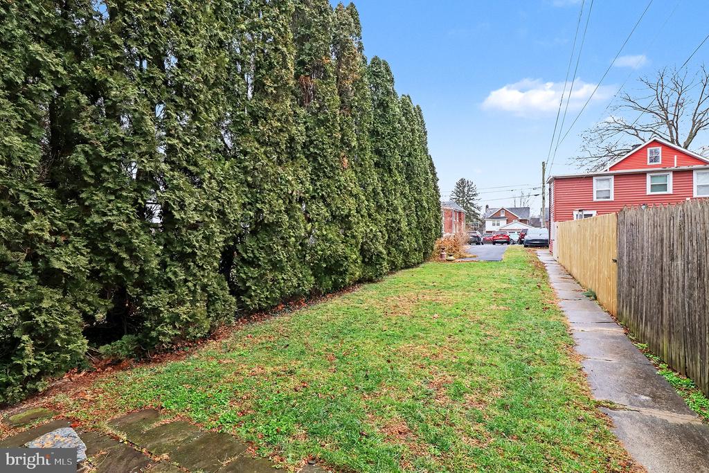24 E ORANGE STREET