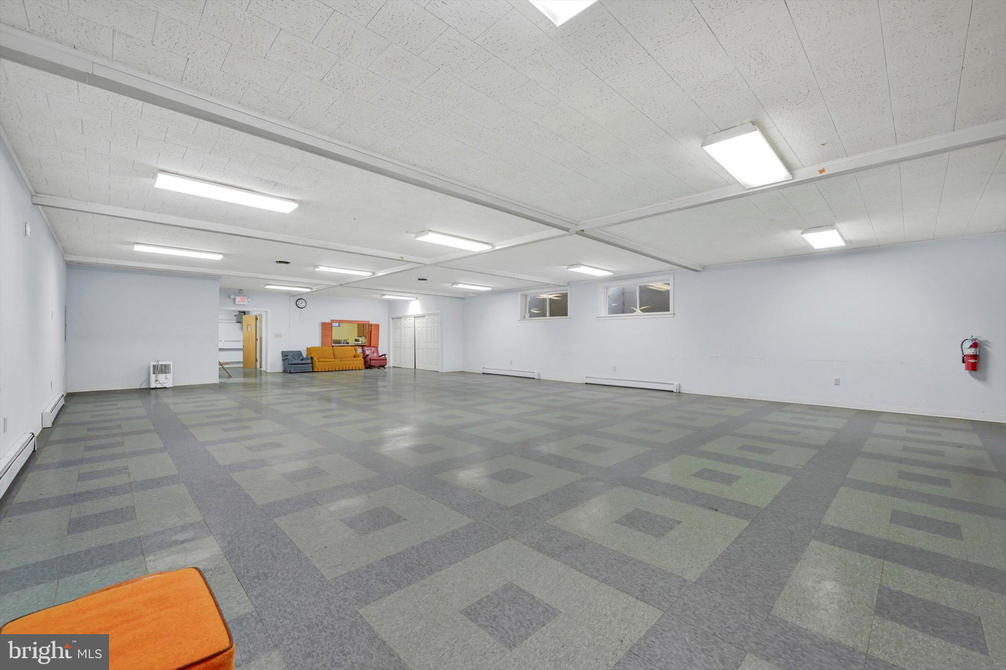 100 NEW HAVEN STREET 8