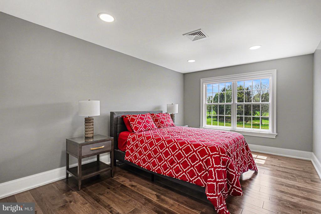 671 BENT CREEK DRIVE