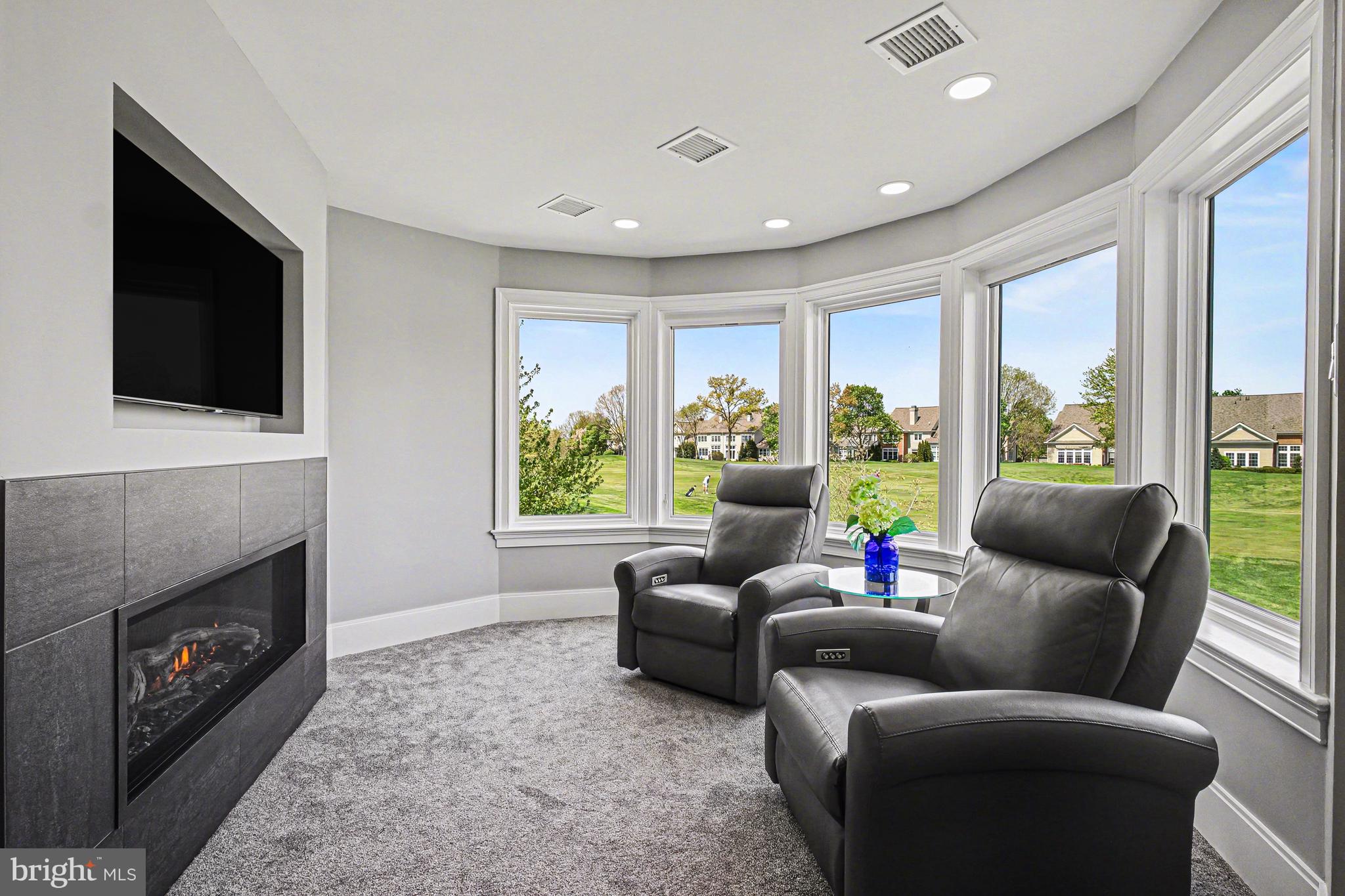 671 BENT CREEK DRIVE