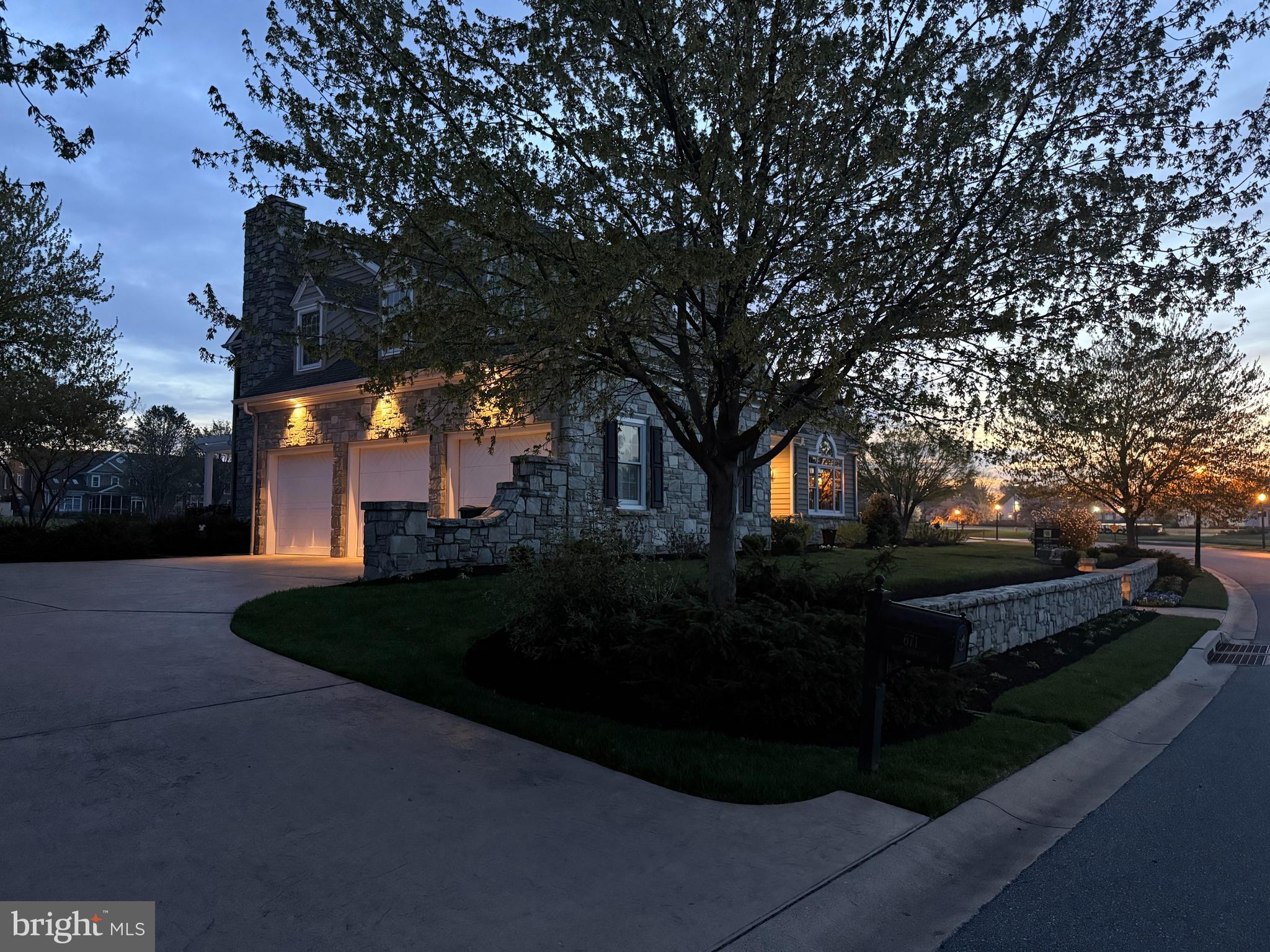 671 BENT CREEK DRIVE