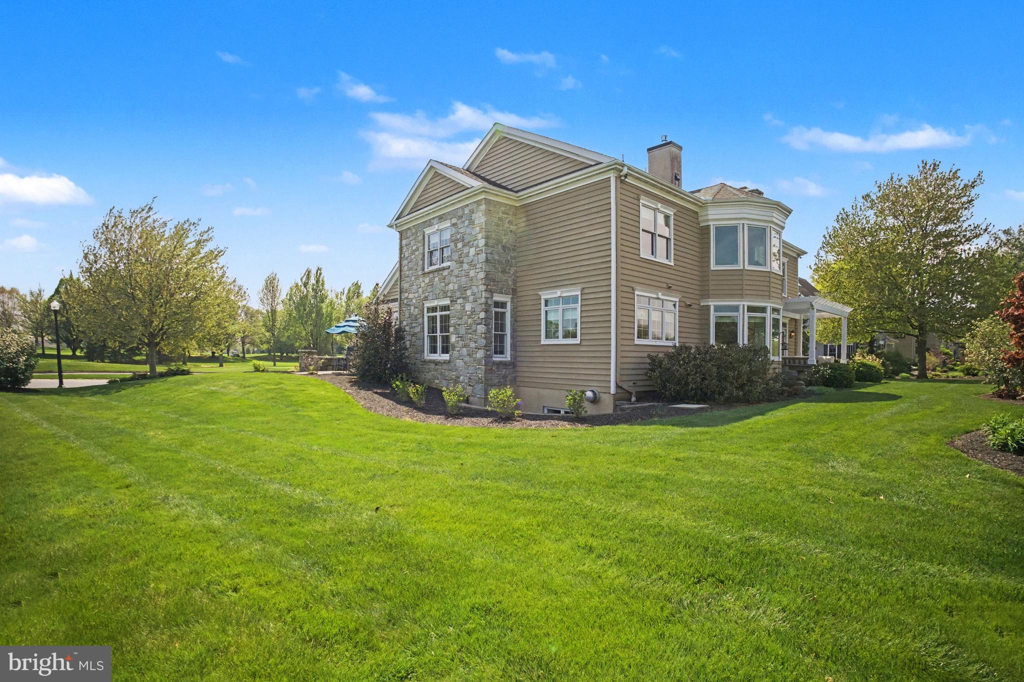 671 BENT CREEK DRIVE