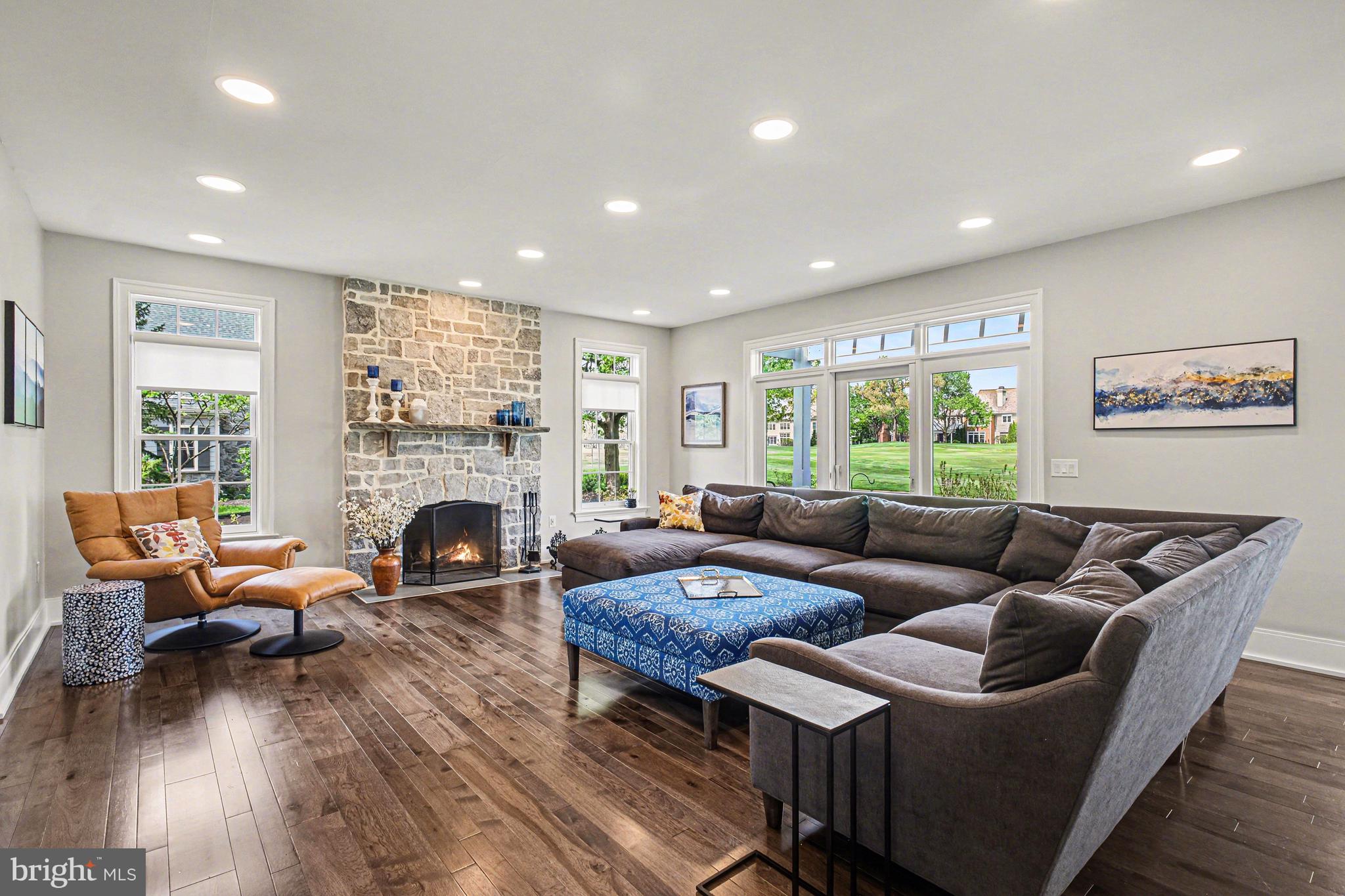 671 BENT CREEK DRIVE