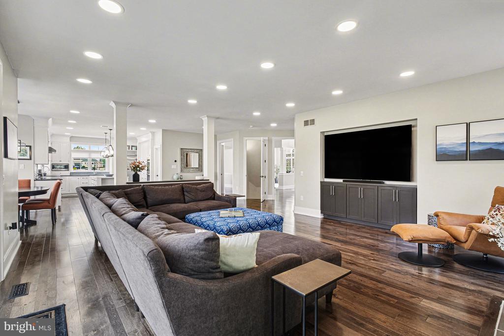 671 BENT CREEK DRIVE