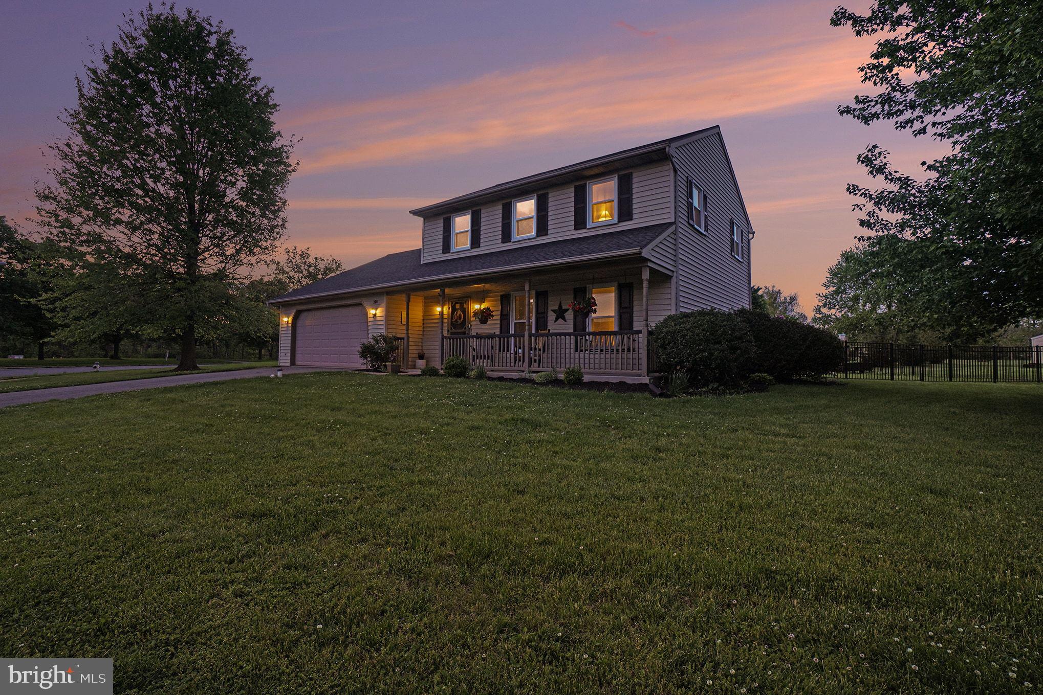 228 CLIFF LANE