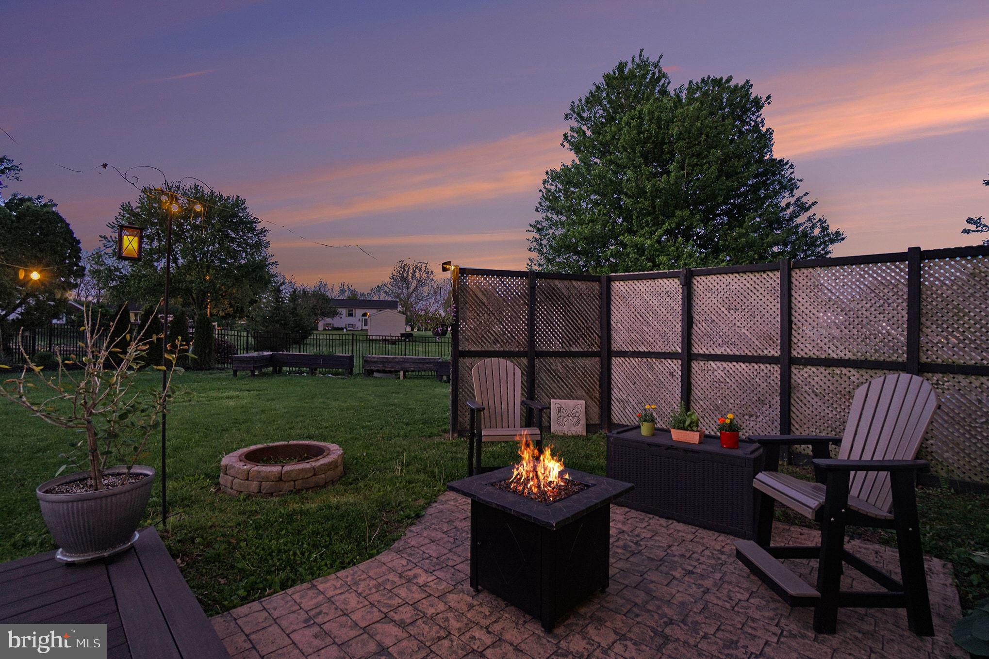 228 CLIFF LANE