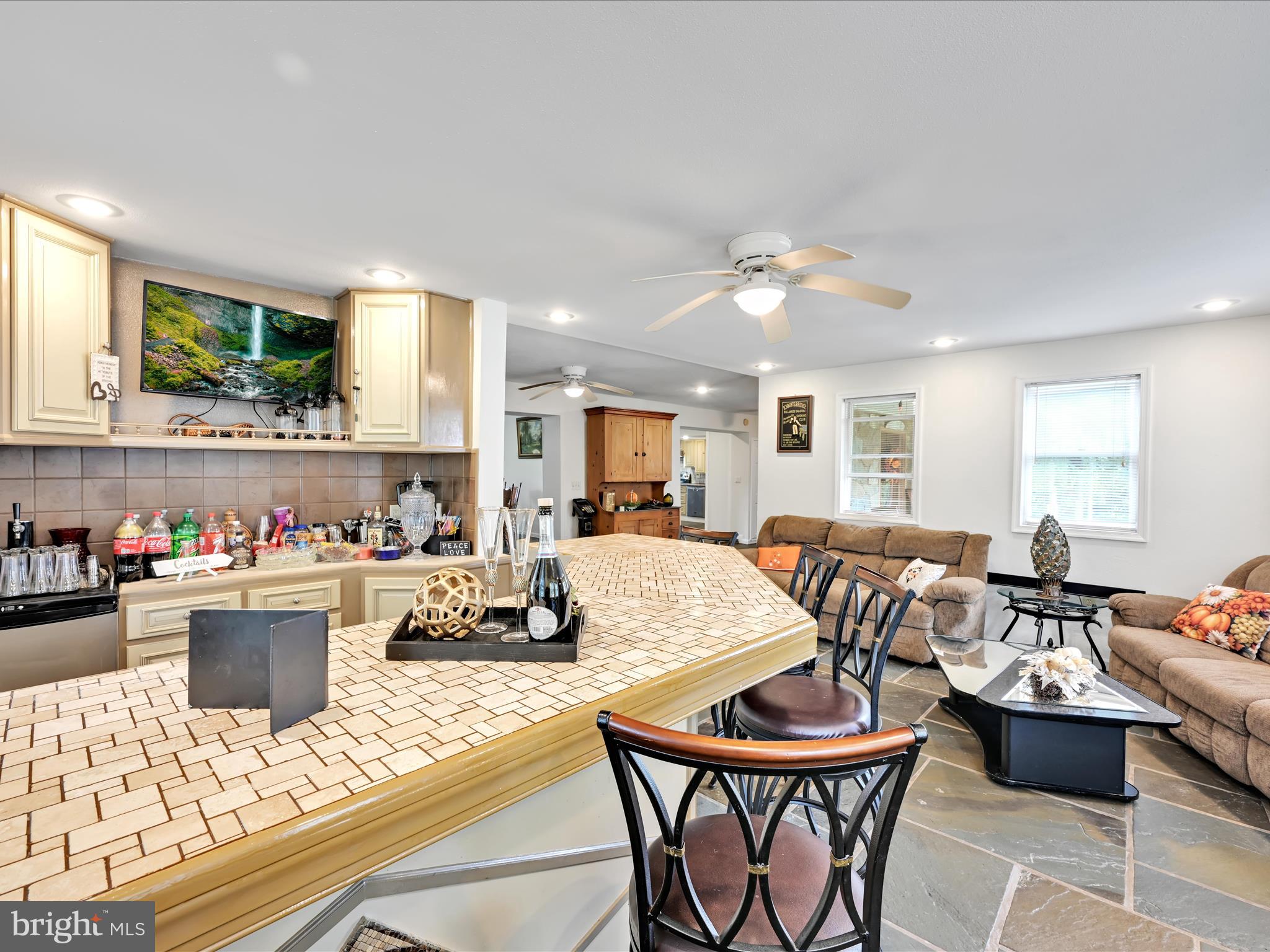 742 POWER ROAD