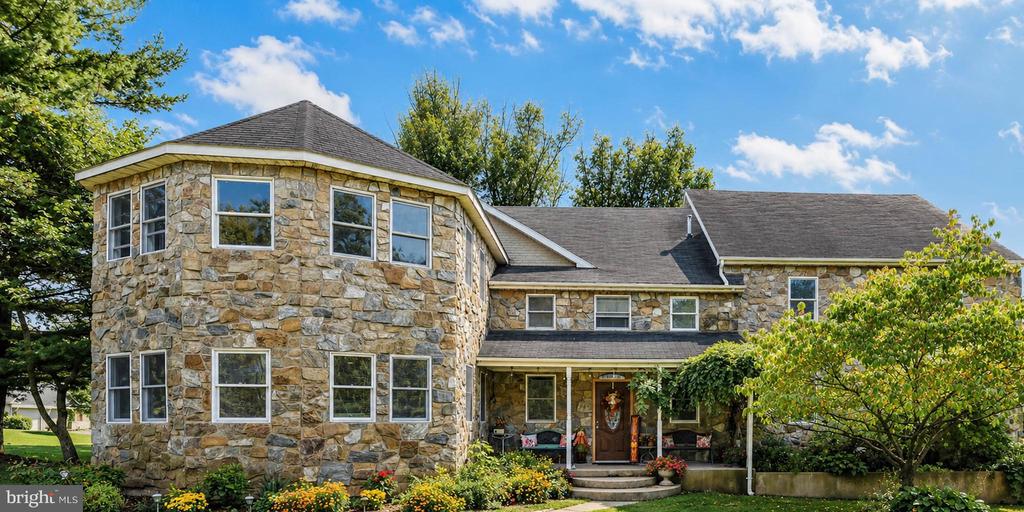 742 POWER ROAD