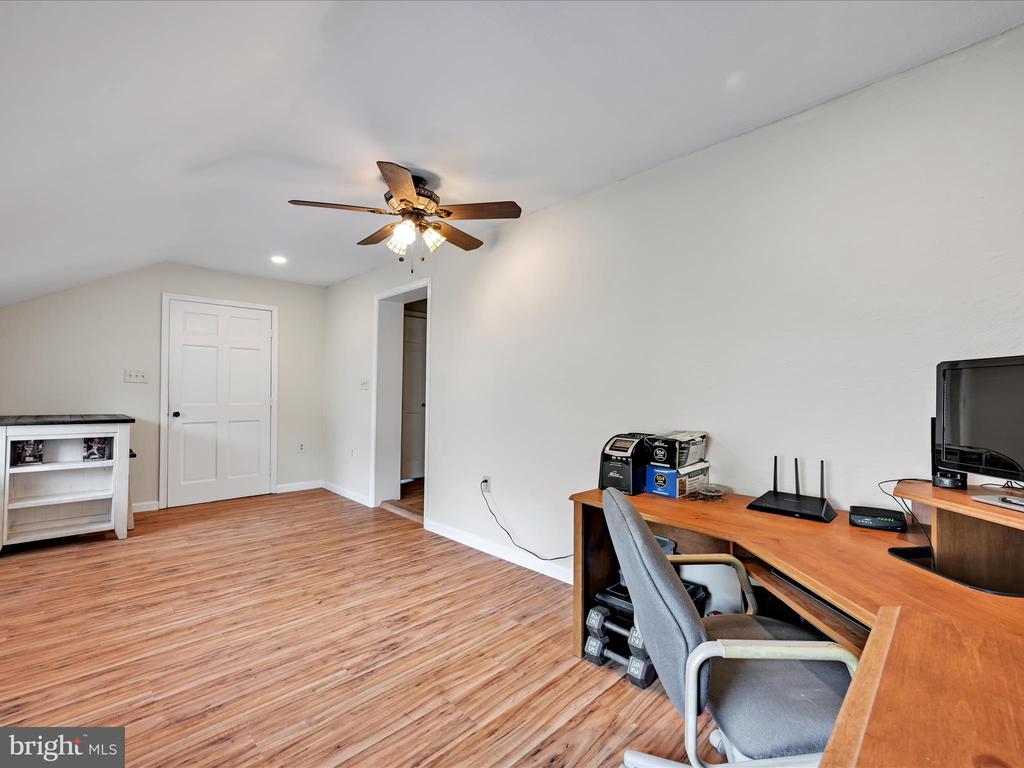 742 POWER ROAD