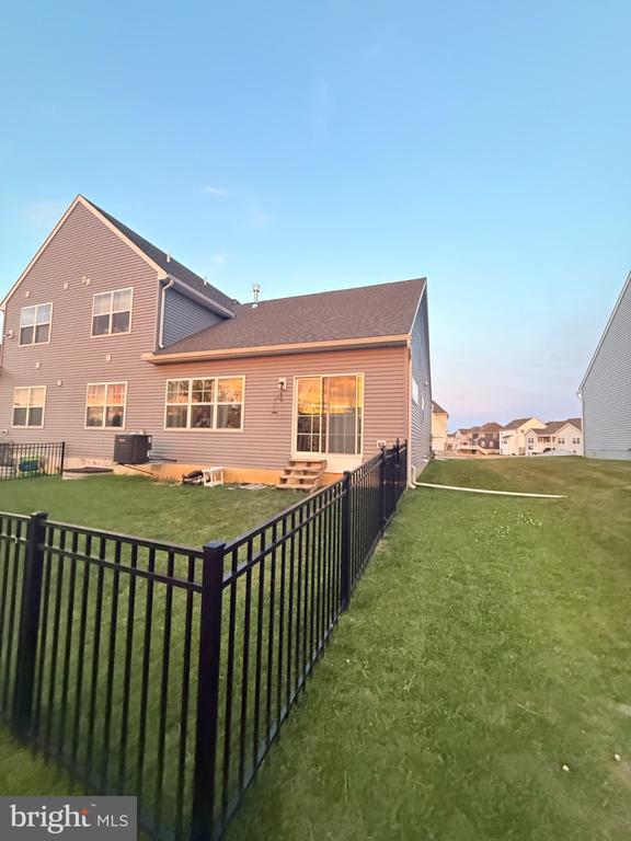 1223 HERSHEY LANE