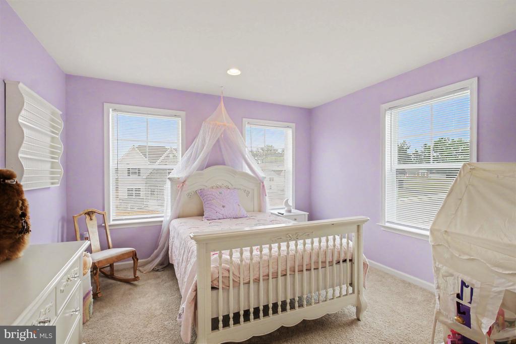 1223 HERSHEY LANE