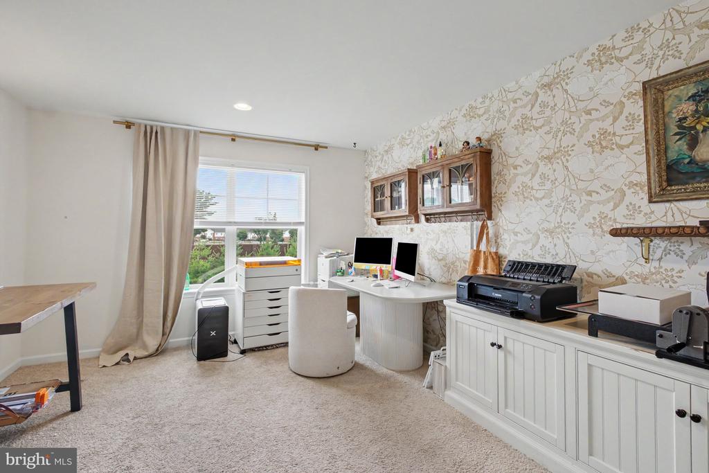 1223 HERSHEY LANE