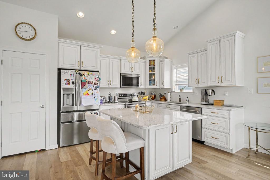 1223 HERSHEY LANE